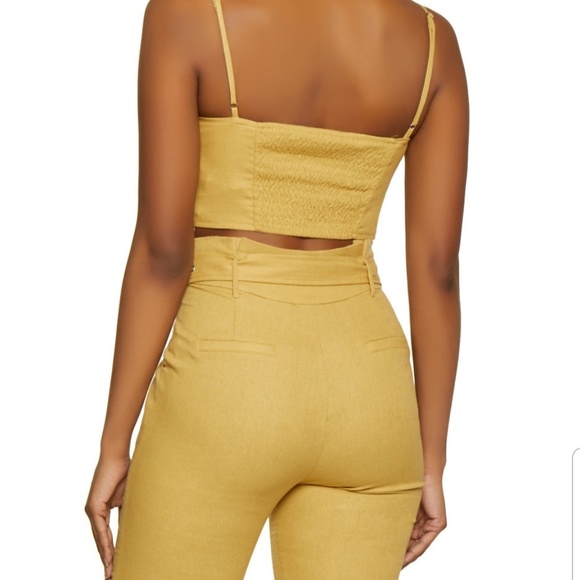 Linen set - Picture 2 of 2